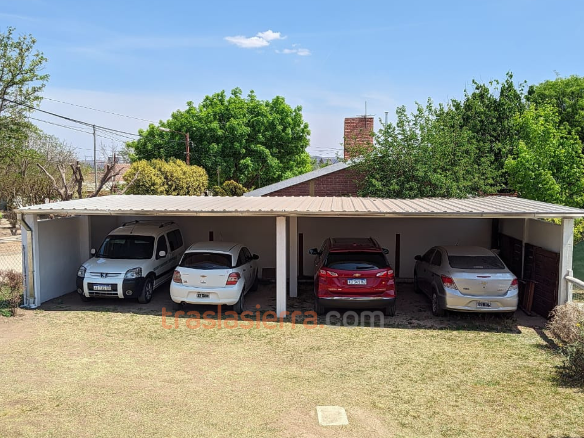 Cocheras a la vuelta del complejo, 150m | Luna Vallista Departamentos - Mina Clavero - Traslasierra Cocheras a la vuelta del complejo, 150m | Luna Vallista Departamentos - Mina Clavero - Traslasierra